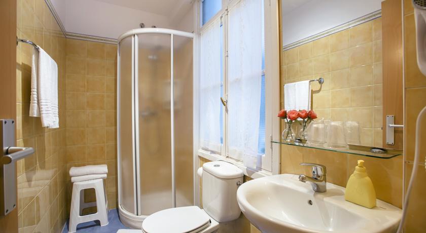 Pension Nuevas Artes San Sebastian Room photo