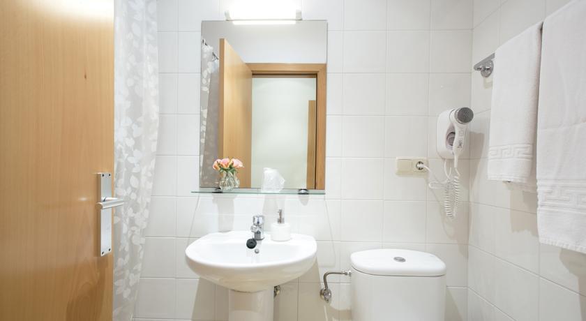 Pension Nuevas Artes San Sebastian Room photo