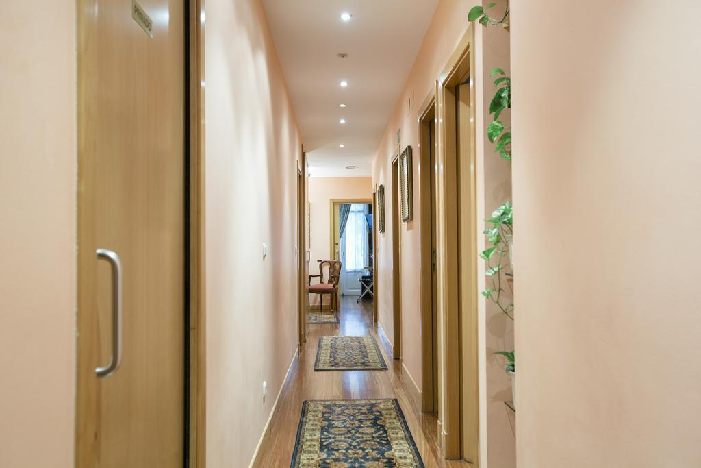 Pension Nuevas Artes San Sebastian Room photo