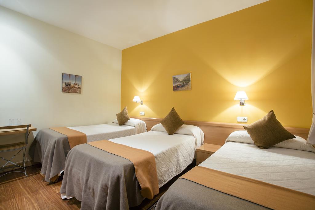 Pension Nuevas Artes San Sebastian Room photo
